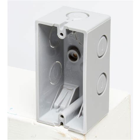 how to ground a surface mounted electrical box|do electrical boxes ground.